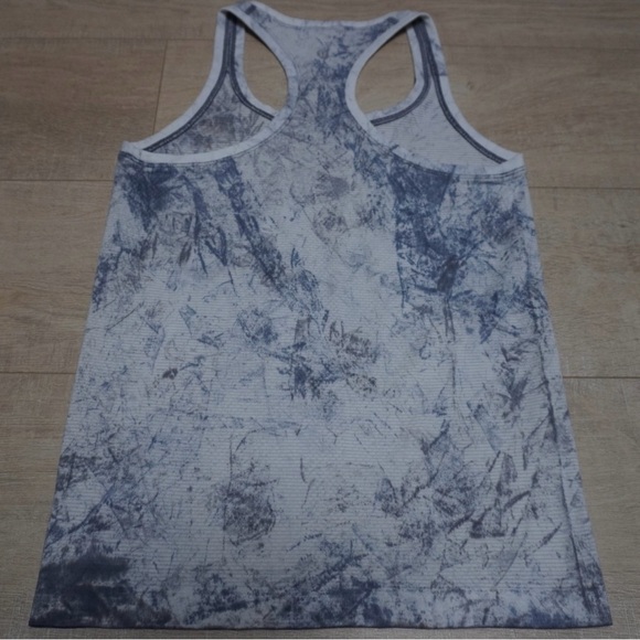 Lululemon Swiftly Tech Racerback 2.0 *Multi Dye - Picture 6 of 10